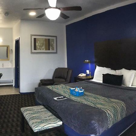 Budget Inn & Suites โอคลาโฮมาซิตี้ ภายนอก รูปภาพ