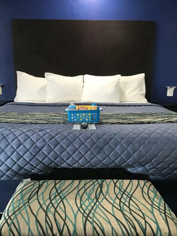 Budget Inn & Suites โอคลาโฮมาซิตี้ ภายนอก รูปภาพ