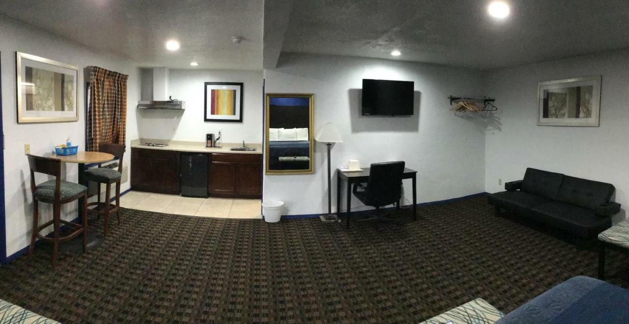 Budget Inn & Suites โอคลาโฮมาซิตี้ ภายนอก รูปภาพ