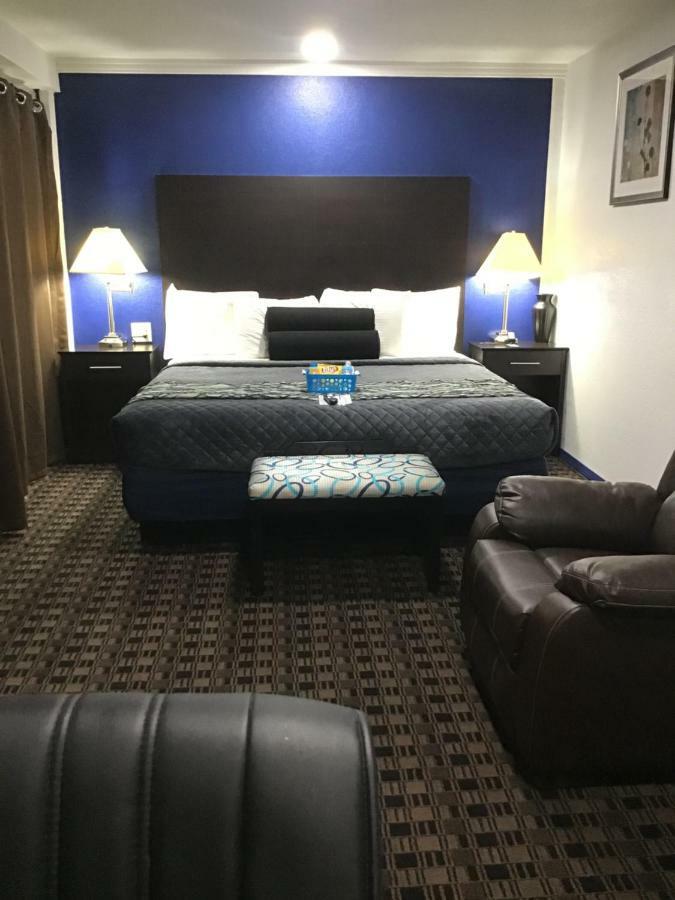 Budget Inn & Suites โอคลาโฮมาซิตี้ ภายนอก รูปภาพ